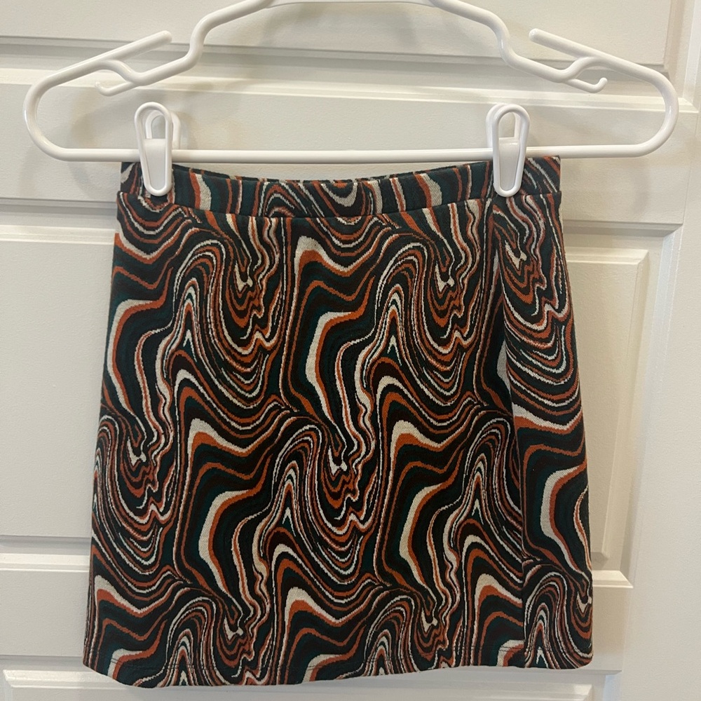 Zara Dark Green Swirl Mini Skirt